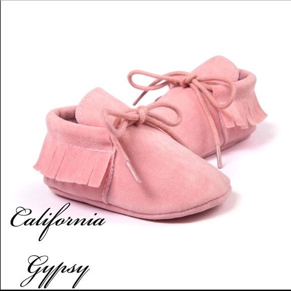 Baby Suede fringe moccasins🌸 - Picture 2 of 3